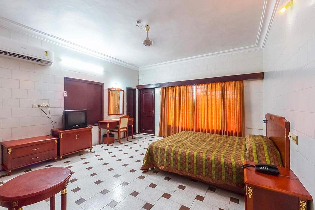 RNS Guest House Māvalli Extérieur photo